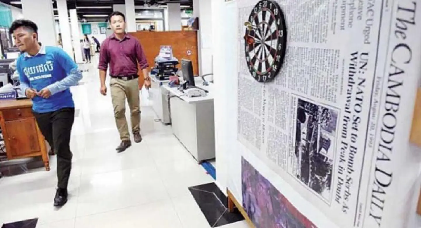 Cambodia Daily’s website, Twitter blocked by government order