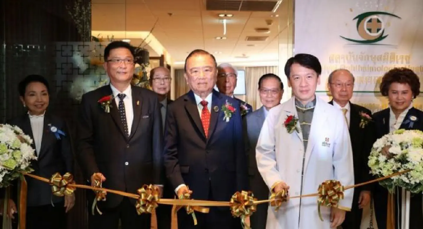 Hospital opens in Chinatown Hospital opens in Chinatown