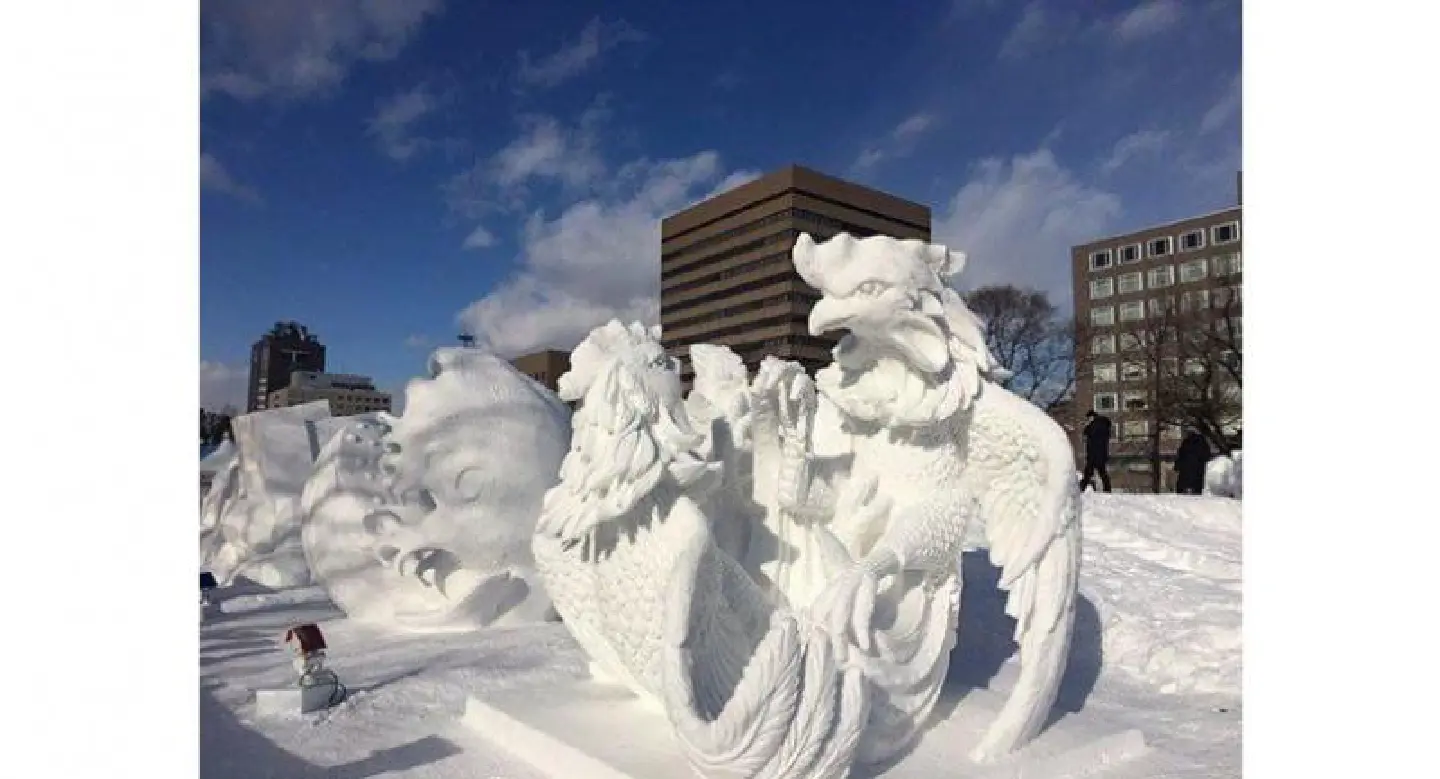 Thai ice carvers triumph again in Hokkaido Thai ice carvers triumph again in Hokkaido