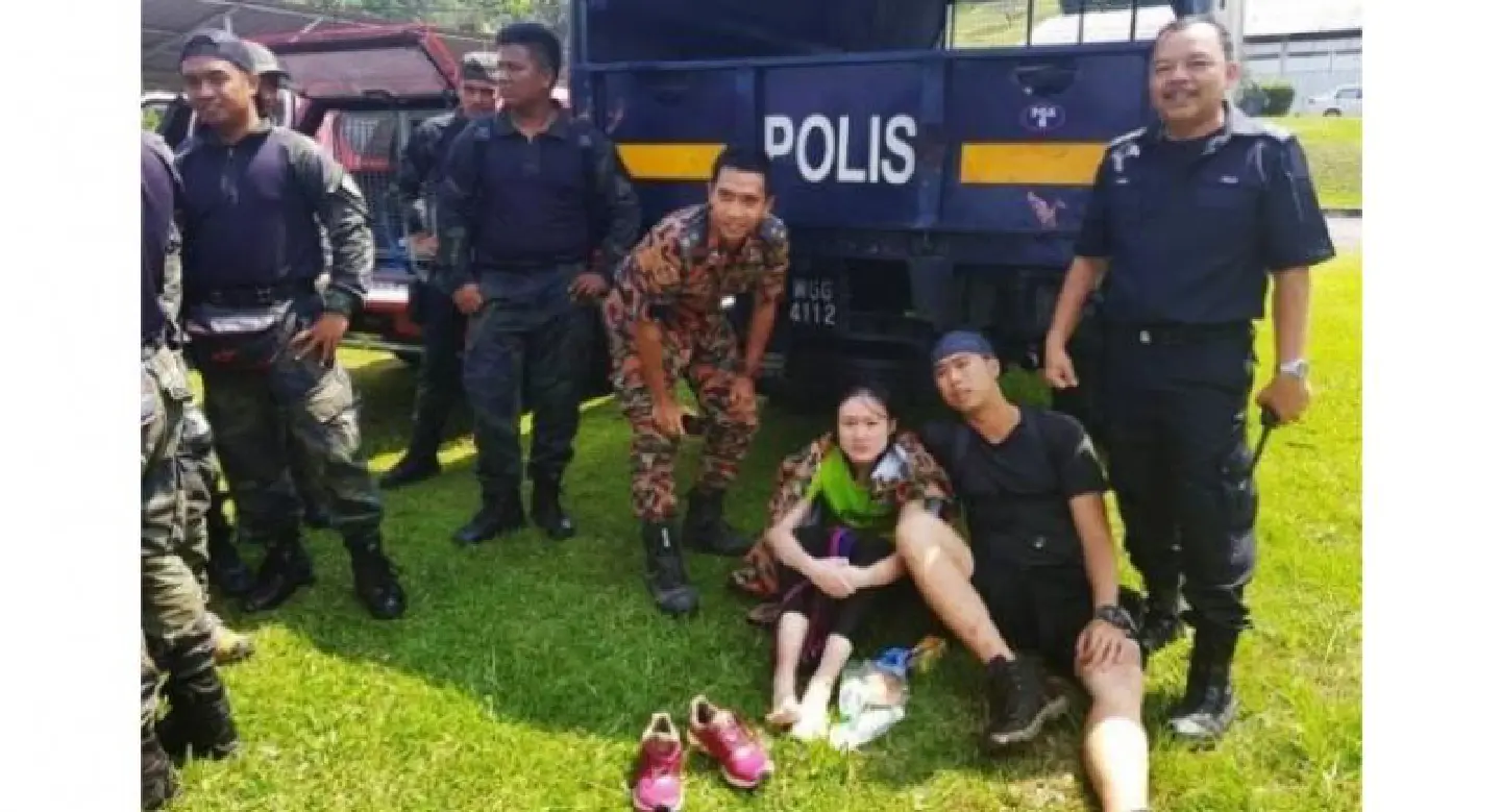 Hsien Loong thanks Malaysian authorities for rescuing two Singaporean hikers Hsien Loong thanks Malaysian authorities for rescuing two Singaporean hikers