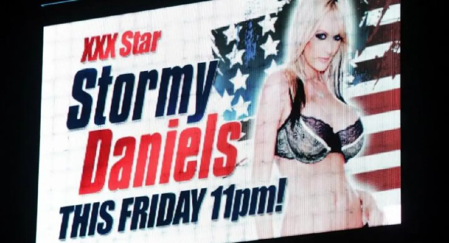 Trump lawyer says he paid $130,000 to porn star linked to president Trump lawyer says he paid $130,000 to porn star linked to president