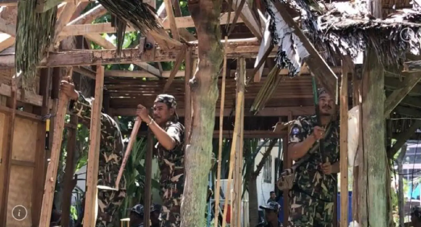 Authorities dismantle structures encroaching on Phi Phi national park