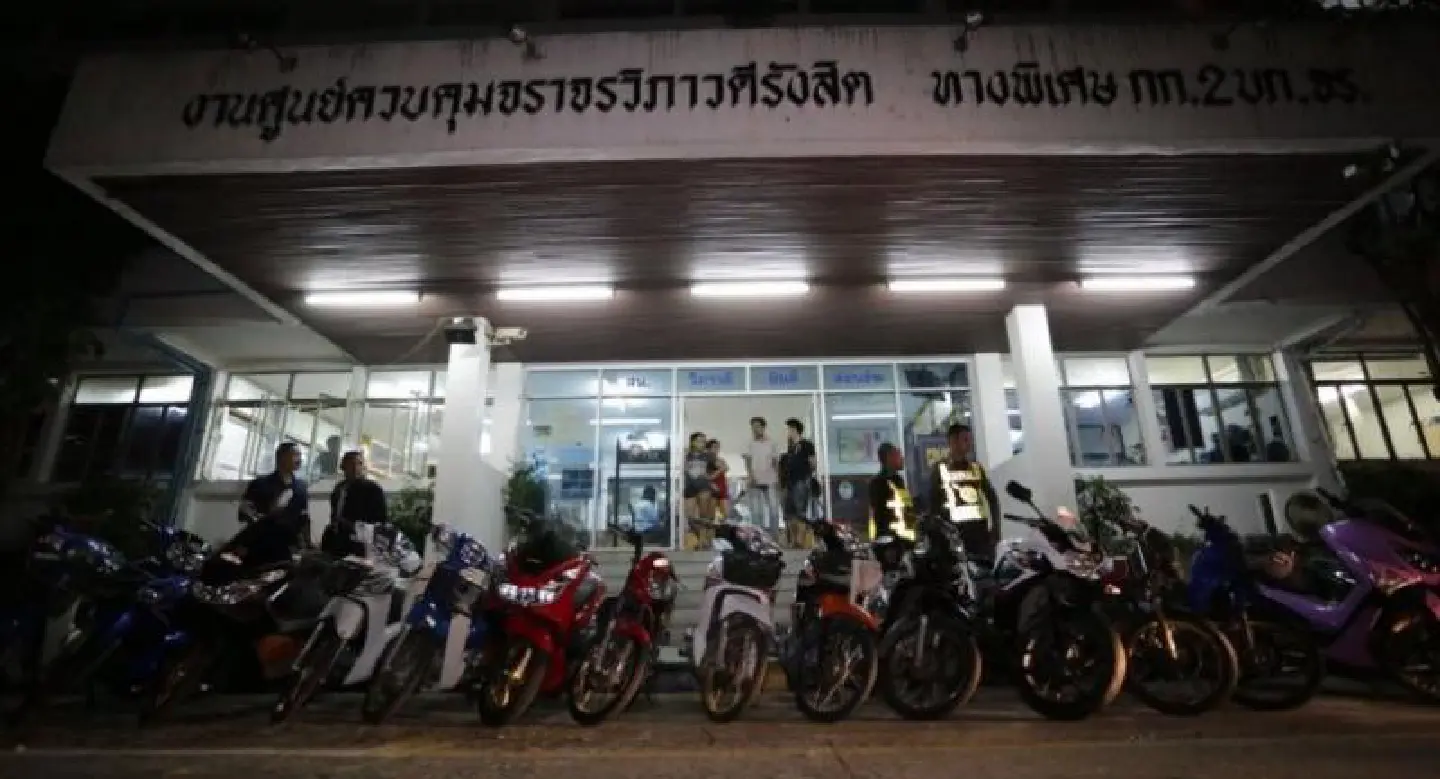 43 road racers rounded up and 59 motorcycles seized in Bangkok 43 road racers rounded up and 59 motorcycles seized in Bangkok
