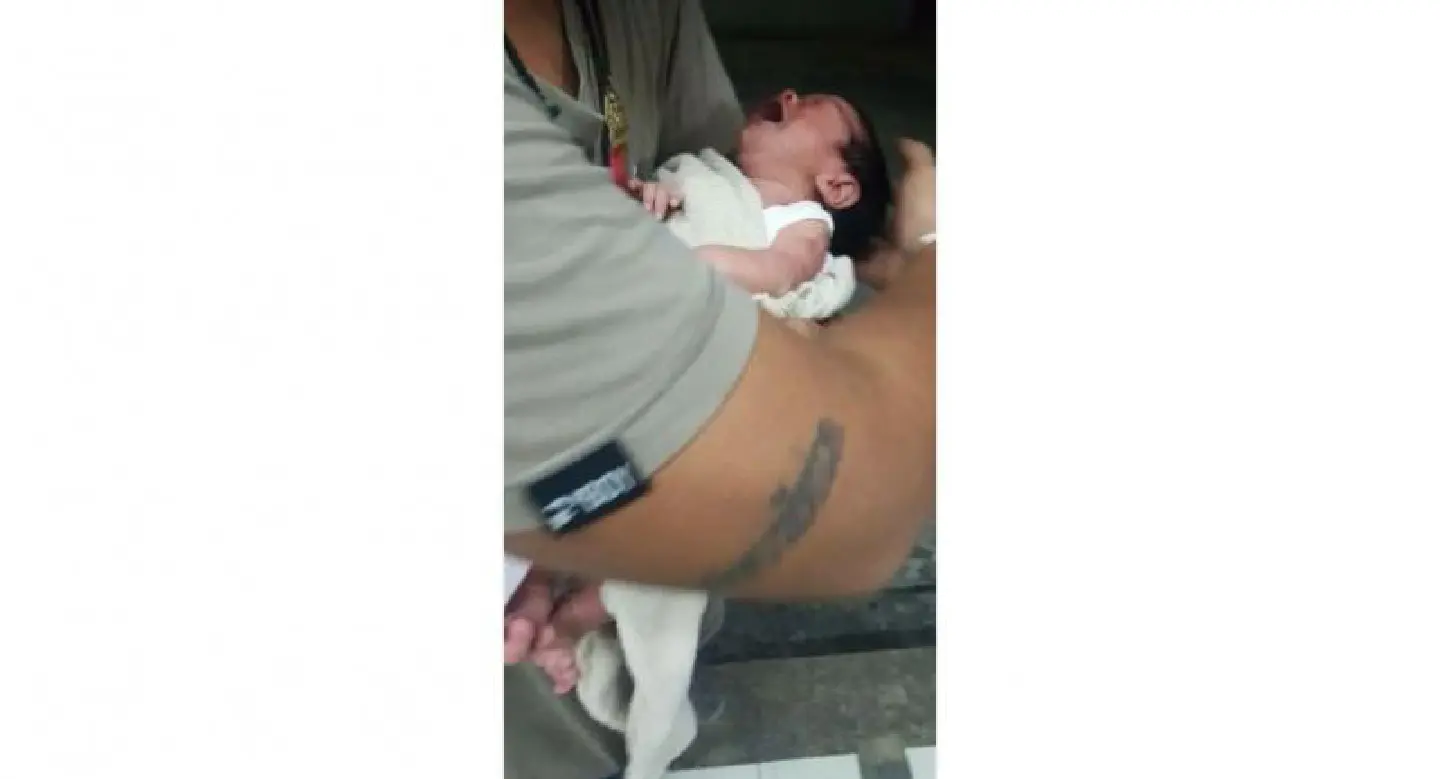 Infant left in garbage bin outside Bangkok temple
