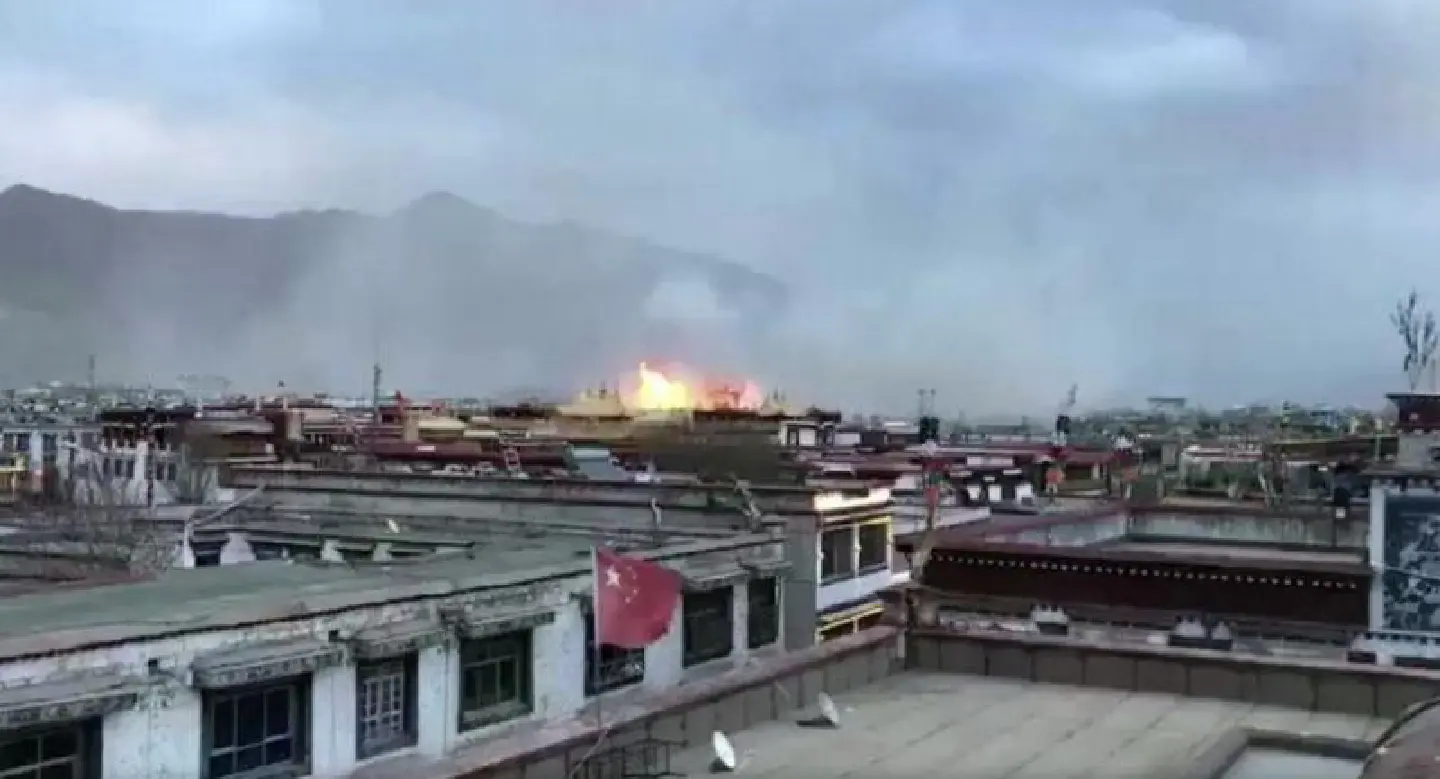 Fire-hit Jokhang temple streets reopen after blaze at Tibet holy site Fire-hit Jokhang temple streets reopen after blaze at Tibet holy site