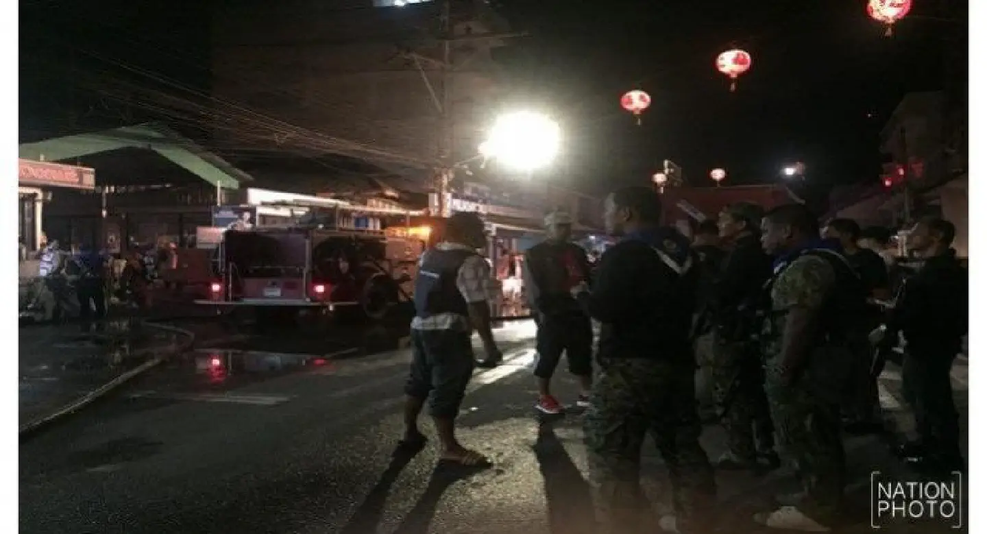 Arson suspected for simultaneous fires at two stores in Narathiwat Arson suspected for simultaneous fires at two stores in Narathiwat
