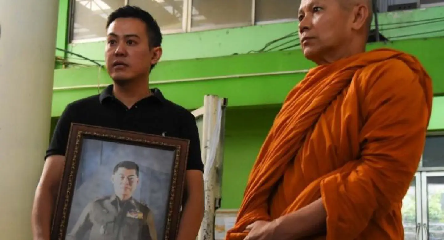 Family of police general to release suicide note Family of police general to release suicide note