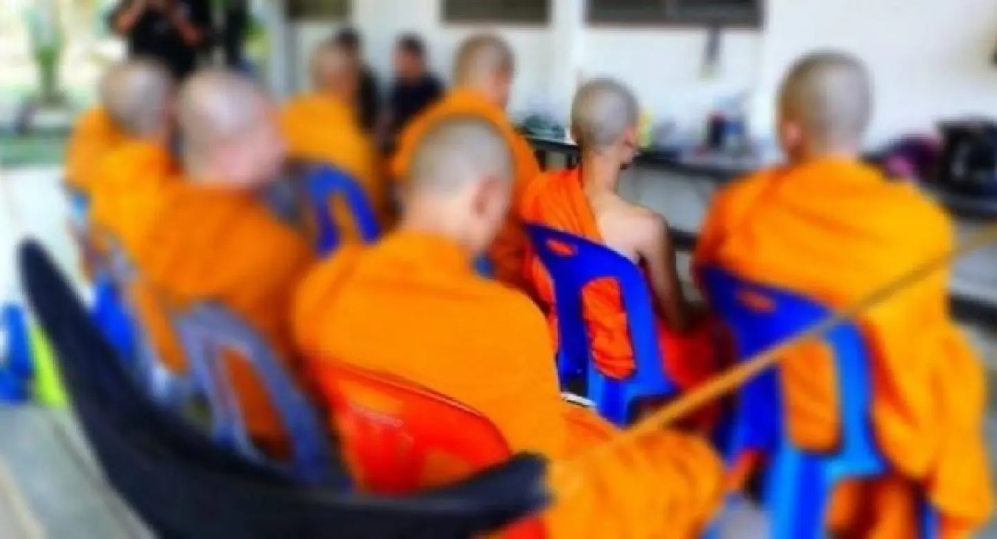 Nine monks, novices in Chumphon arrested over drug use Nine monks, novices in Chumphon arrested over drug use