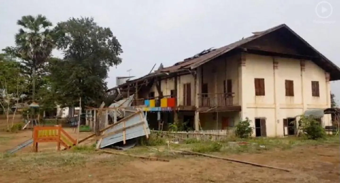 More than 50 houses damaged by storm in Si Sa Ket More than 50 houses damaged by storm in Si Sa Ket