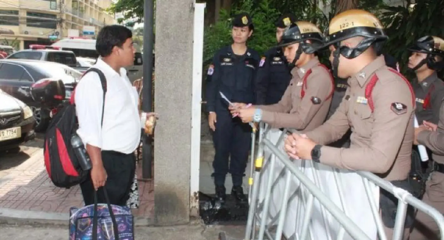 43 pro-election protesters turn themselves in to police 43 pro-election protesters turn themselves in to police