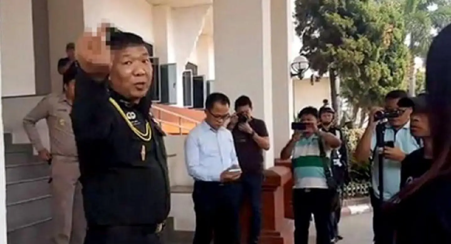 Army transfers colonel who gave middle finger to activists Army transfers colonel who gave middle finger to activists