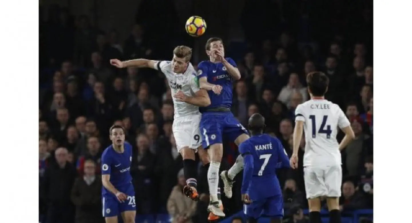 Willian helps Chelsea get back on track Willian helps Chelsea get back on track