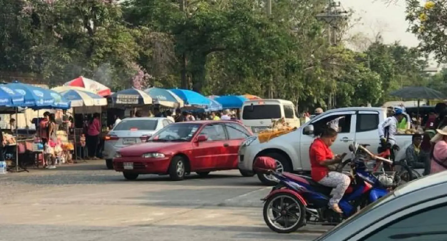 Vendors reopen near home of ‘furious aunties’
