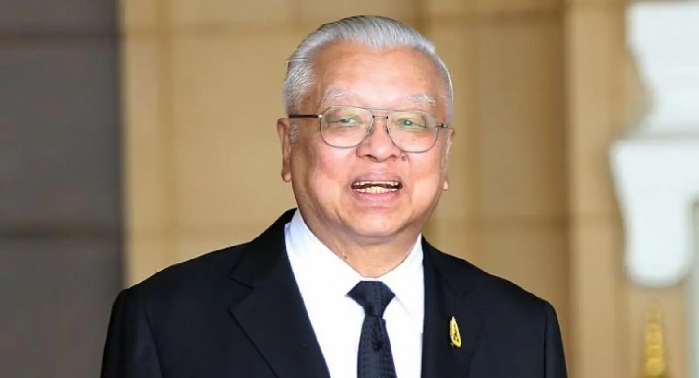 King announces new lord chamberlain, Crown Property Bureau chief King announces new lord chamberlain, Crown Property Bureau chief