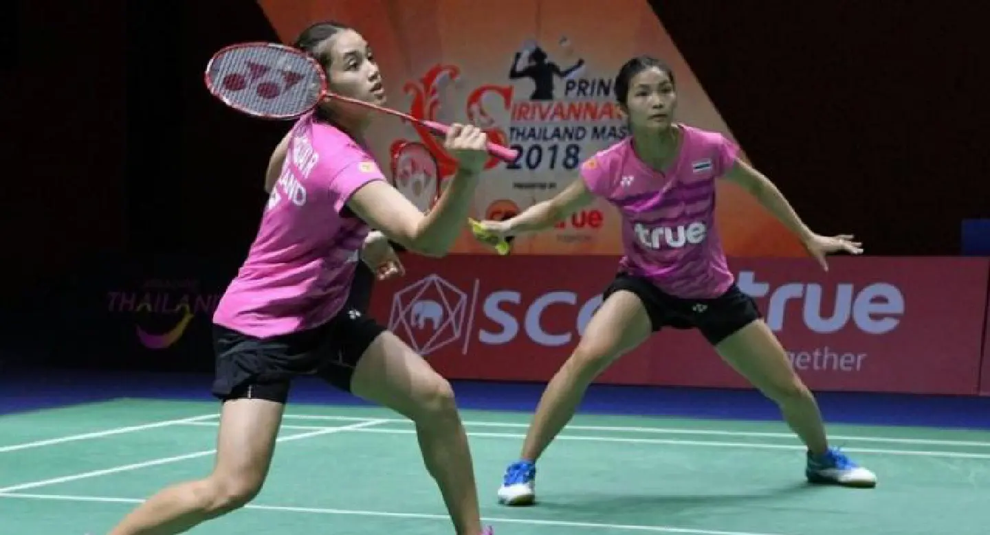 Jongkolphan and Rawinda advance at All England Jongkolphan and Rawinda advance at All England