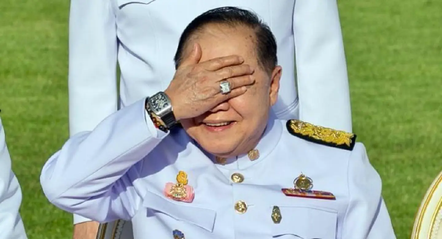 Prawit sends explanation on luxury watches to NACC Prawit sends explanation on luxury watches to NACC