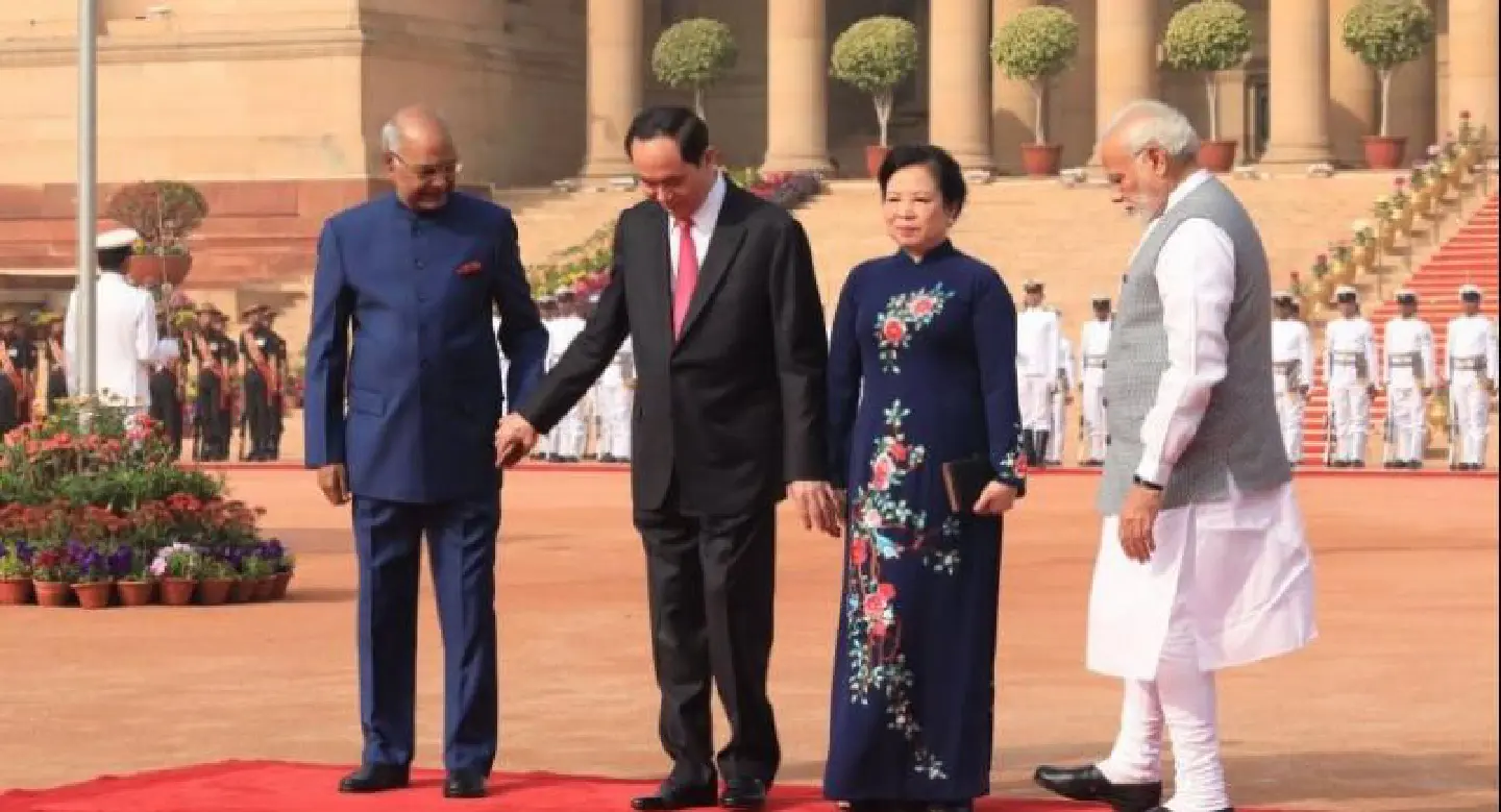 Vietnam and India strengthen defence ties on state visit Vietnam and India strengthen defence ties on state visit
