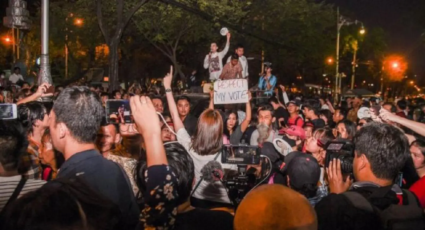 Protesters call on Army to end support for NCPO Protesters call on Army to end support for NCPO