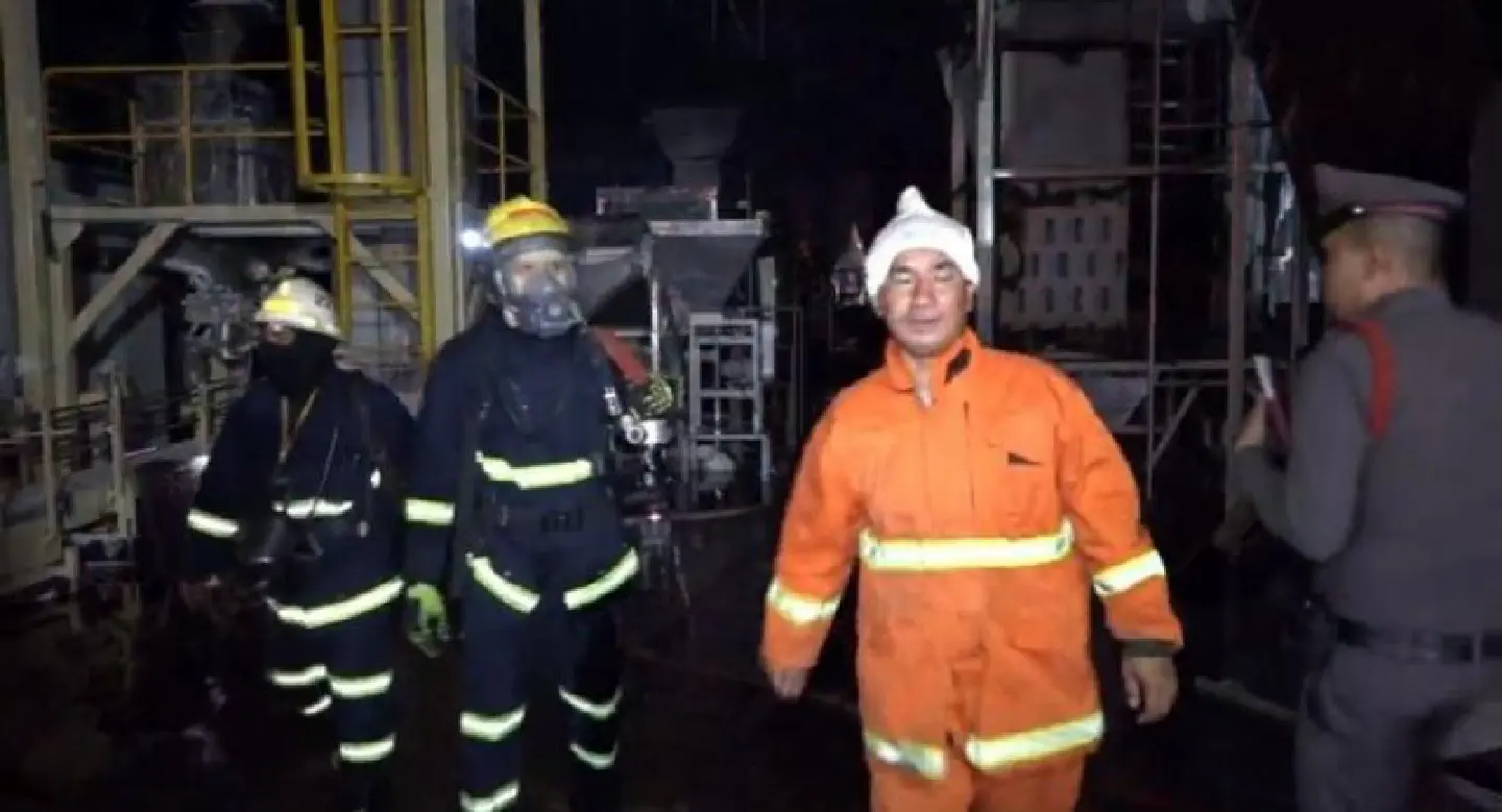 7 workers injured in factory fire 7 workers injured in factory fire