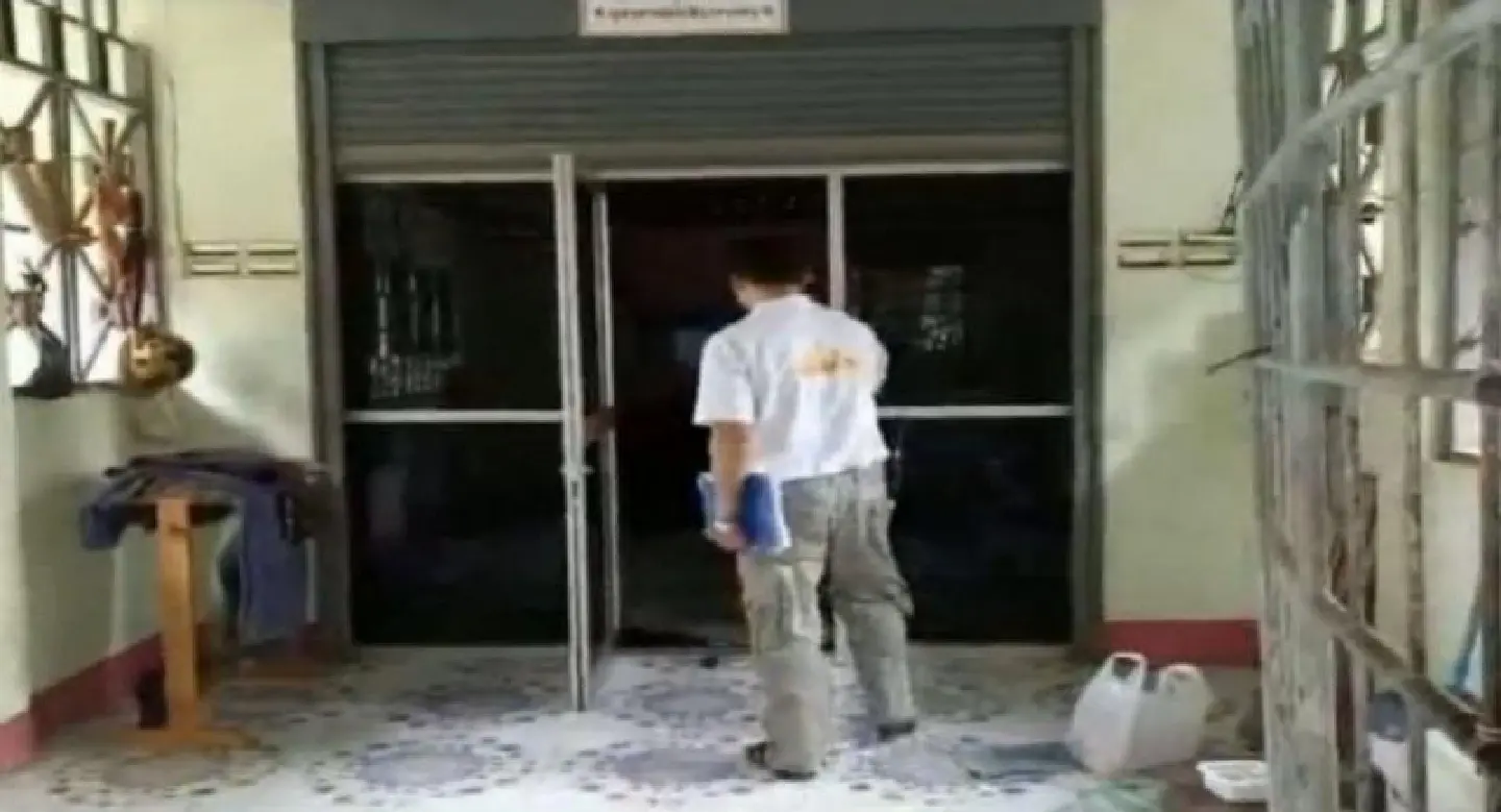 Man, 86, found dead in front of TV in Prachin Buri house