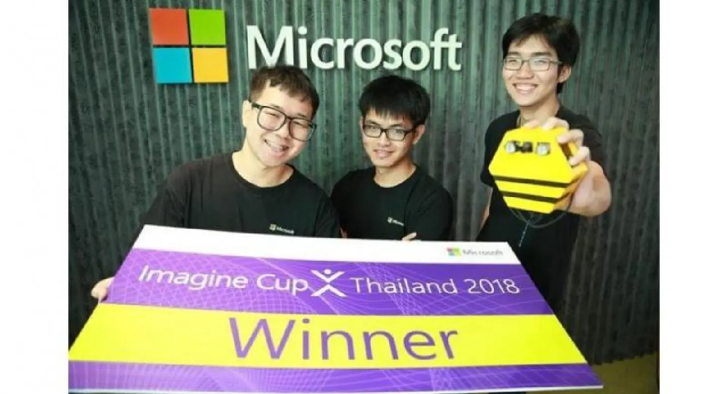 ‘Smart hive’ to save bee colonies wins cup for King Mongkut U students ‘Smart hive’ to save bee colonies wins cup for King Mongkut U students