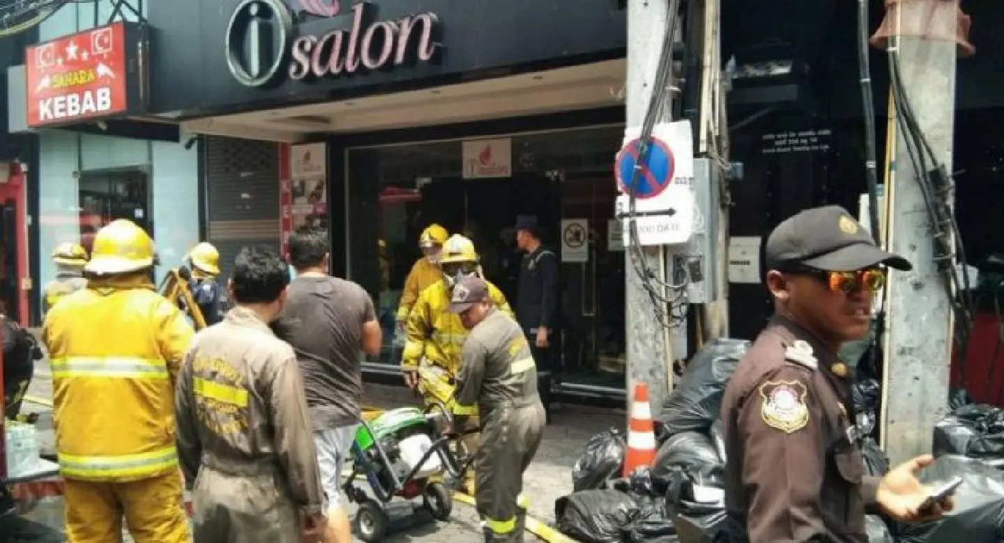 Fire hits salon on South Pattaya walking street Fire hits salon on South Pattaya walking street