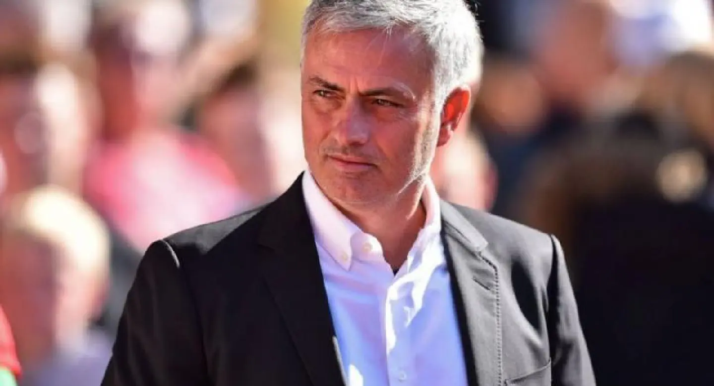 'End of the world?' No, but Mourinho wants to delay Man City party 'End of the world?' No, but Mourinho wants to delay Man City party