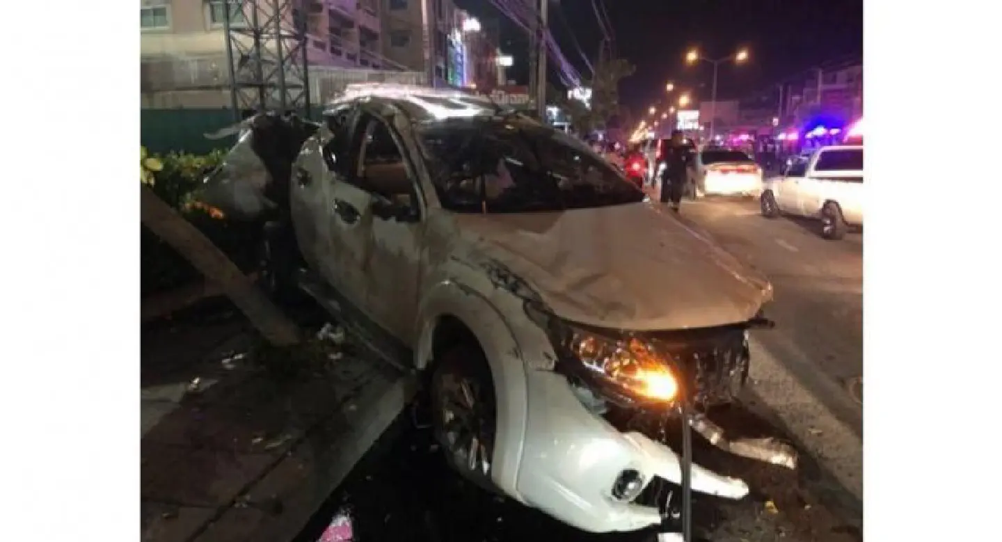 One killed, four injured in three-vehicle crash in Bangkok One killed, four injured in three-vehicle crash in Bangkok