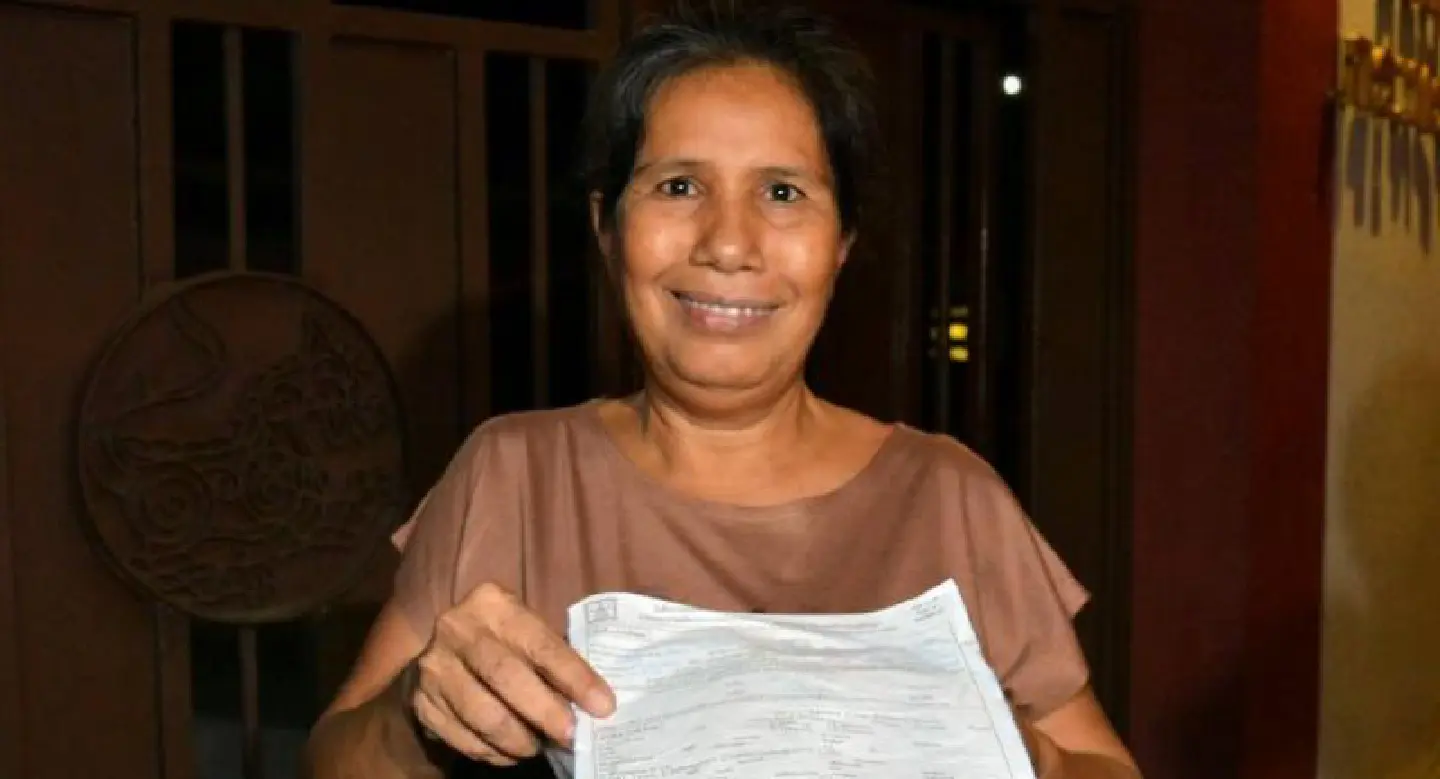 Appeals court acquits red-shirt woman over 2010 blast Appeals court acquits red-shirt woman over 2010 blast