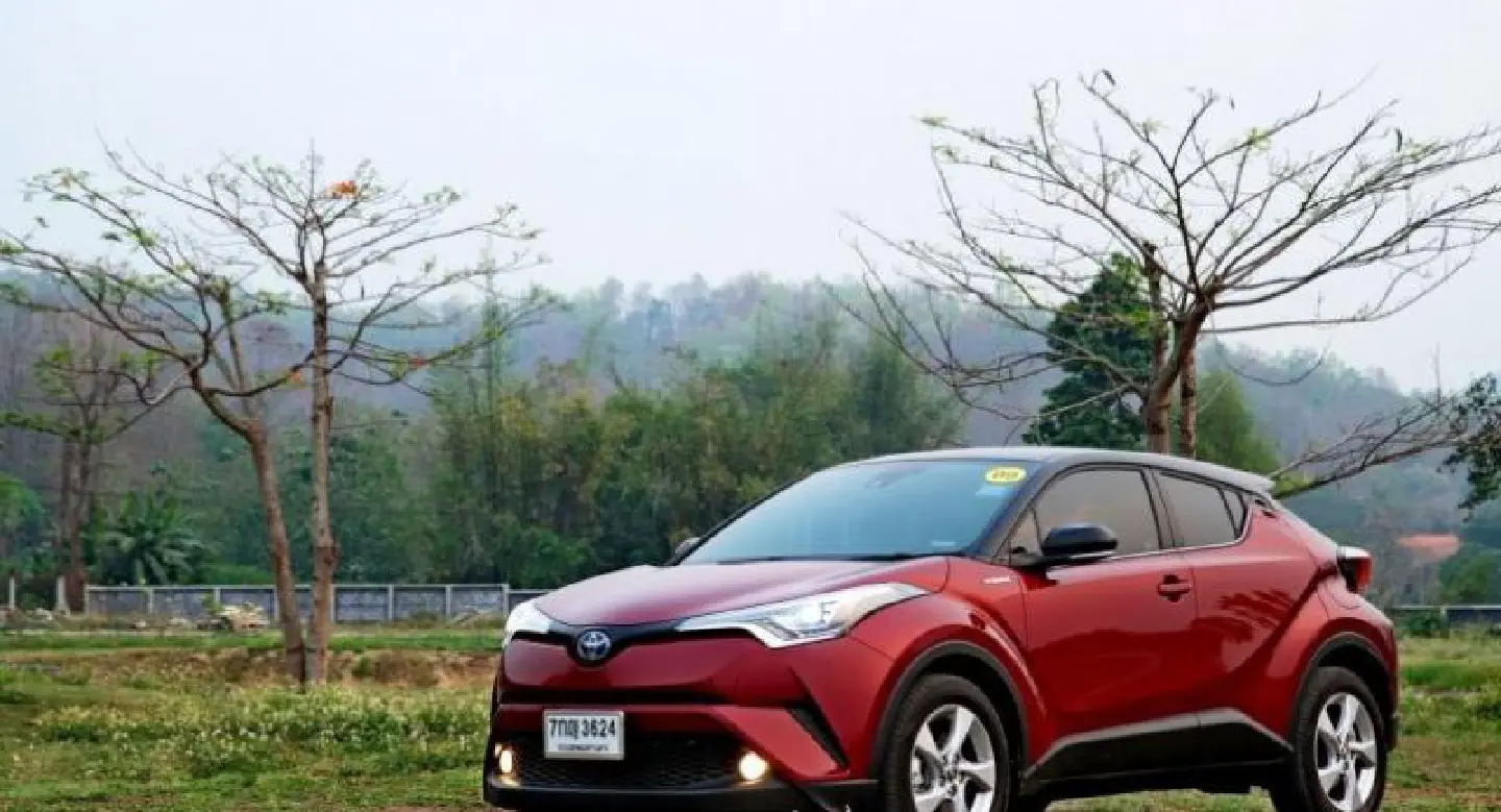 Toyota breaks new ground with hybrid compact SUV Toyota breaks new ground with hybrid compact SUV