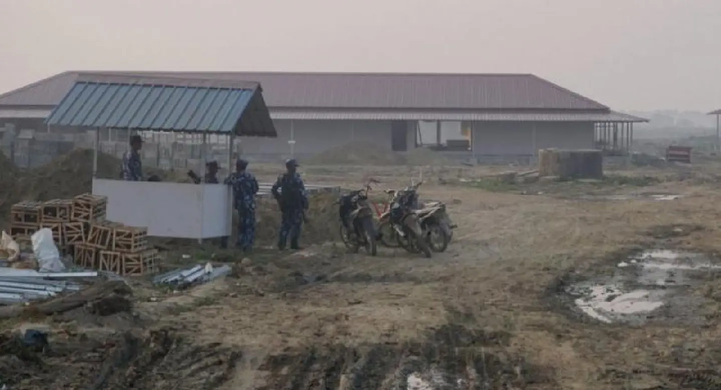 7 Myanmar soldiers sentenced to 10 years over Rohingya killings: army 7 Myanmar soldiers sentenced to 10 years over Rohingya killings: army