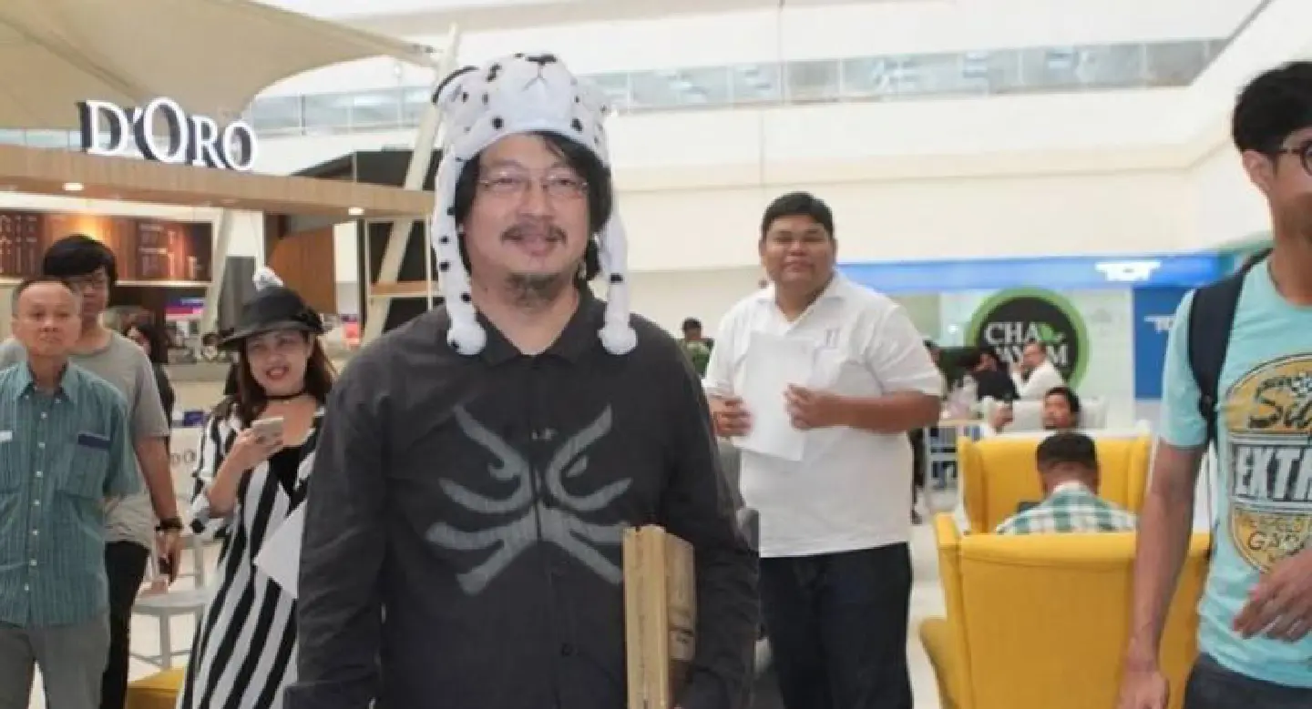 ‘Troll’ party aims to bring pirate model to Thai politics as a new alternative