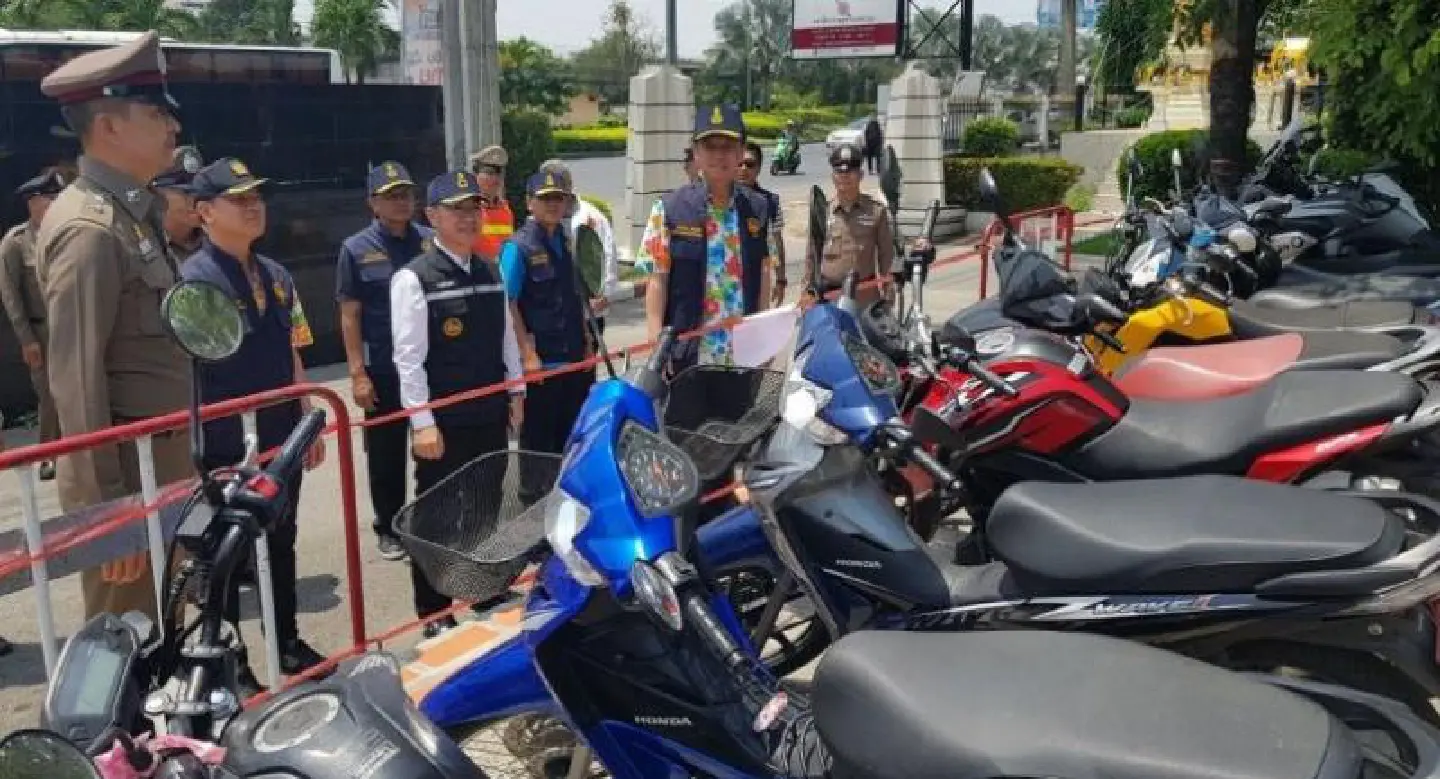 Thousands of vehicles, licences seized in first four days of holiday period Thousands of vehicles, licences seized in first four days of holiday period