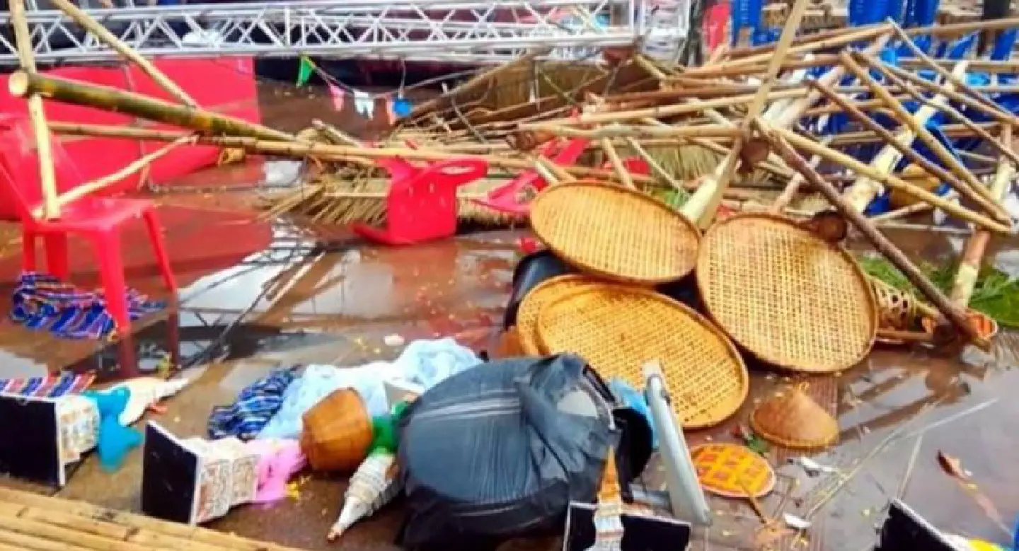 Summer storms hit Songkran festival zone in Nakhon Phanom Summer storms hit Songkran festival zone in Nakhon Phanom