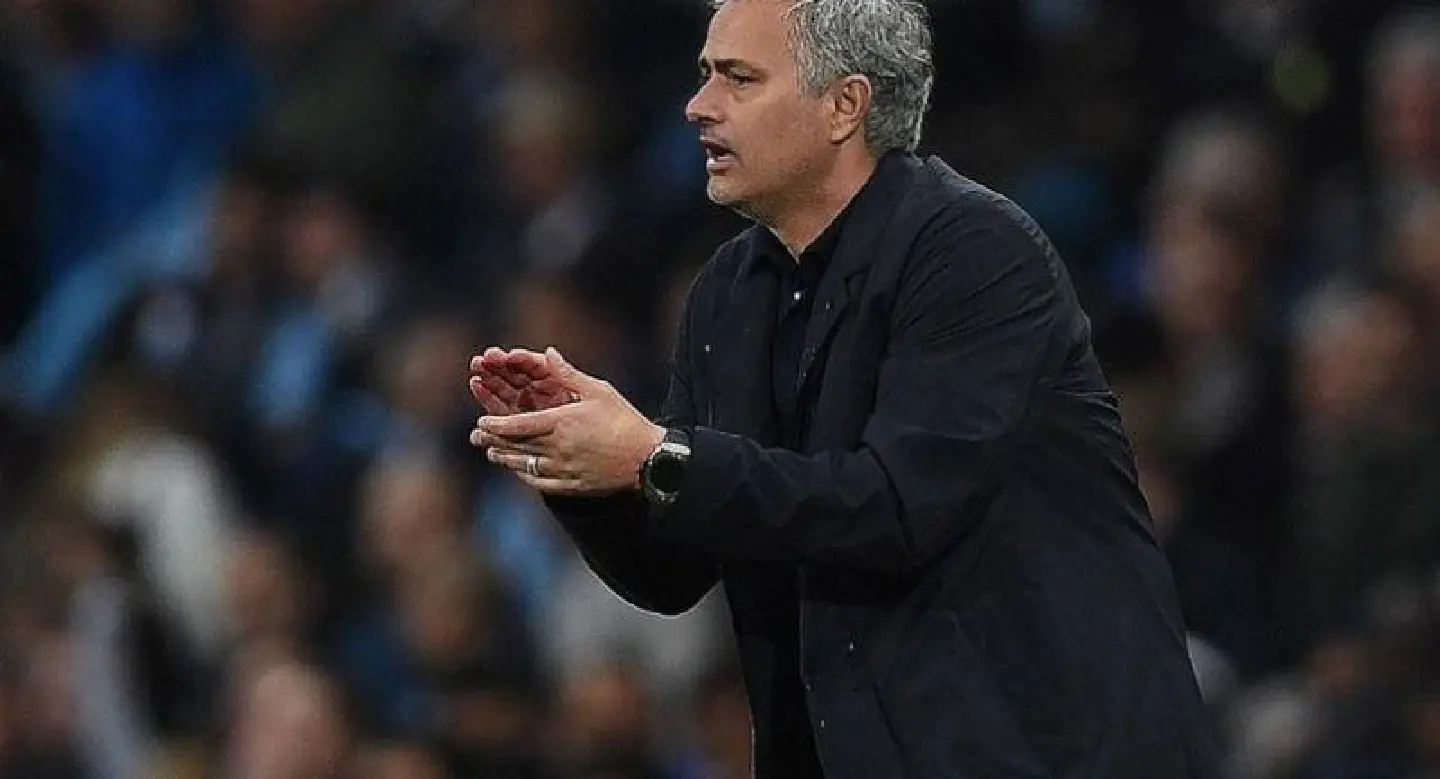 Mourinho slams United as they hand title to City Mourinho slams United as they hand title to City