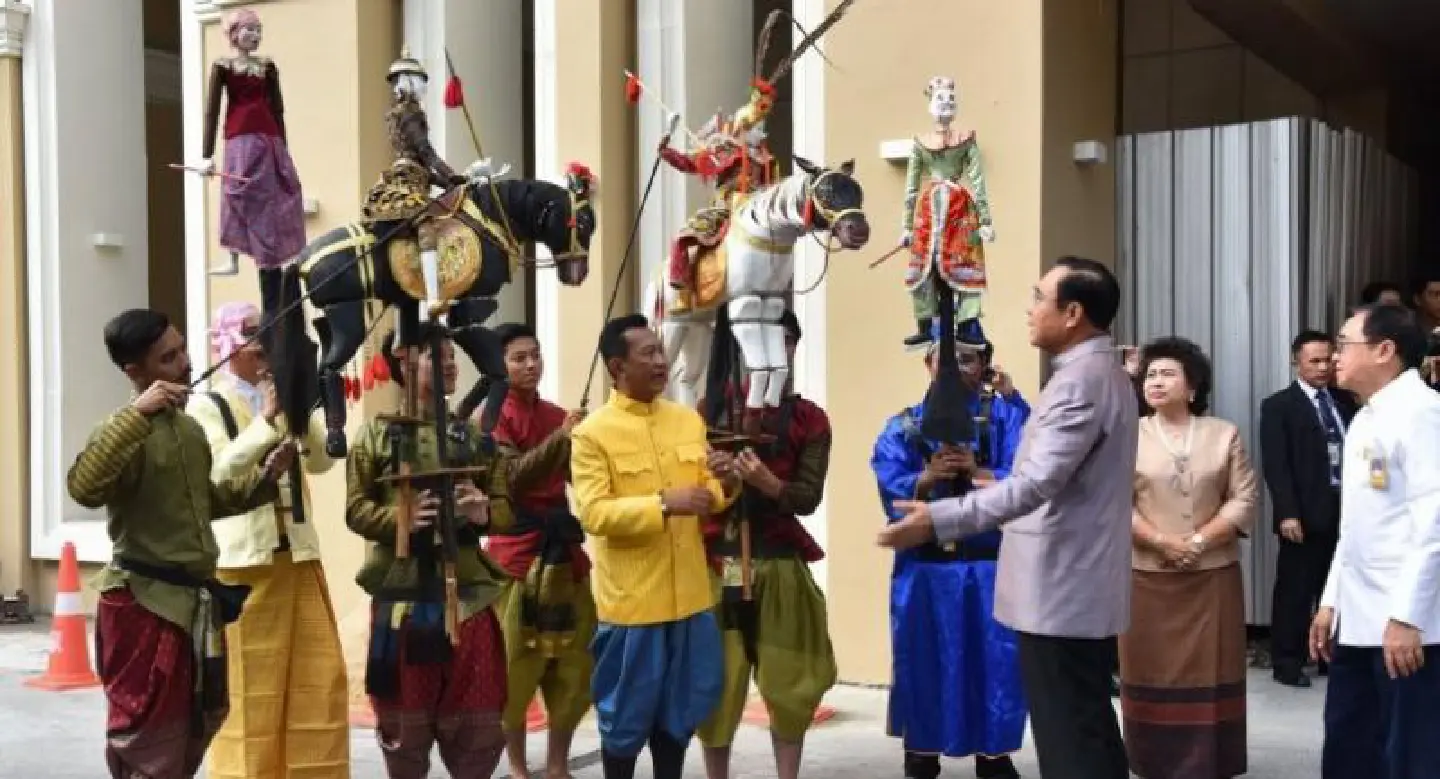 Thais in national costume invited to join Ratttanakosin Parade Thais in national costume invited to join Ratttanakosin Parade