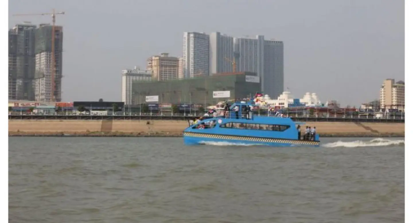 Locals buoyed by Phnom Penh’s new water taxi Locals buoyed by Phnom Penh’s new water taxi
