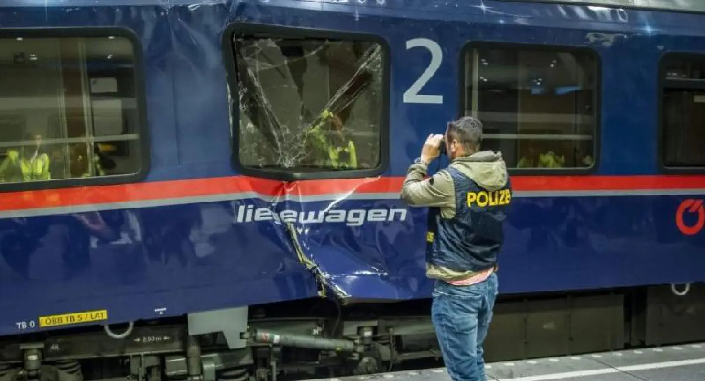 Dozens injured in train accident in Austria Dozens injured in train accident in Austria