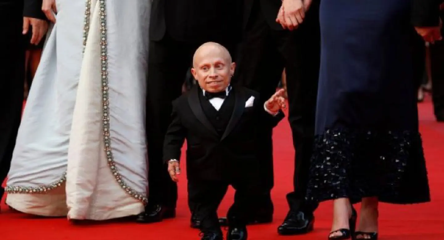 'Mini-Me' actor Verne Troyer dead at 49 'Mini-Me' actor Verne Troyer dead at 49