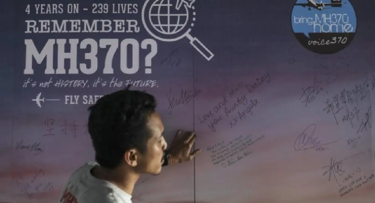 Shipwrecks found during MH370 search identified Shipwrecks found during MH370 search identified