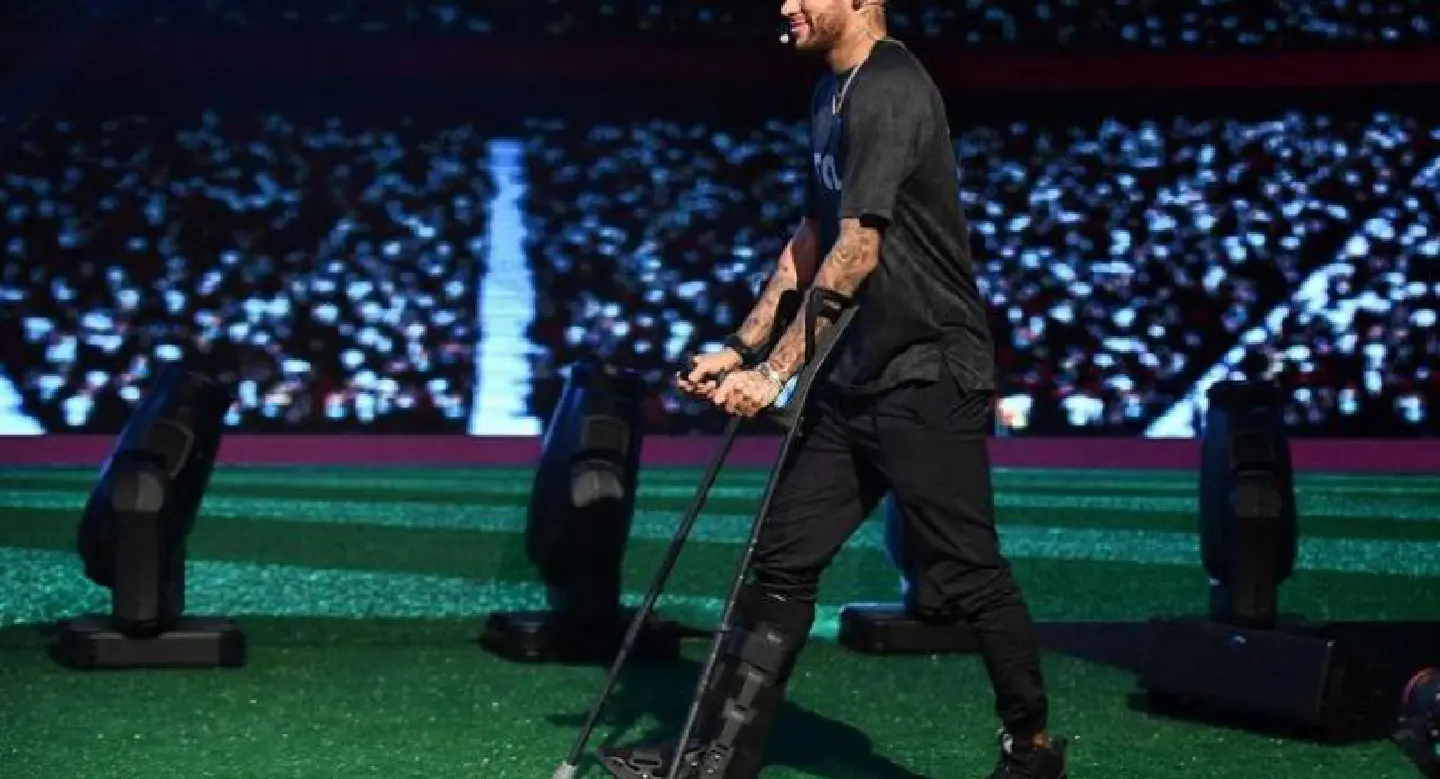 Neymar return to Paris boosts World Cup hopes Neymar return to Paris boosts World Cup hopes