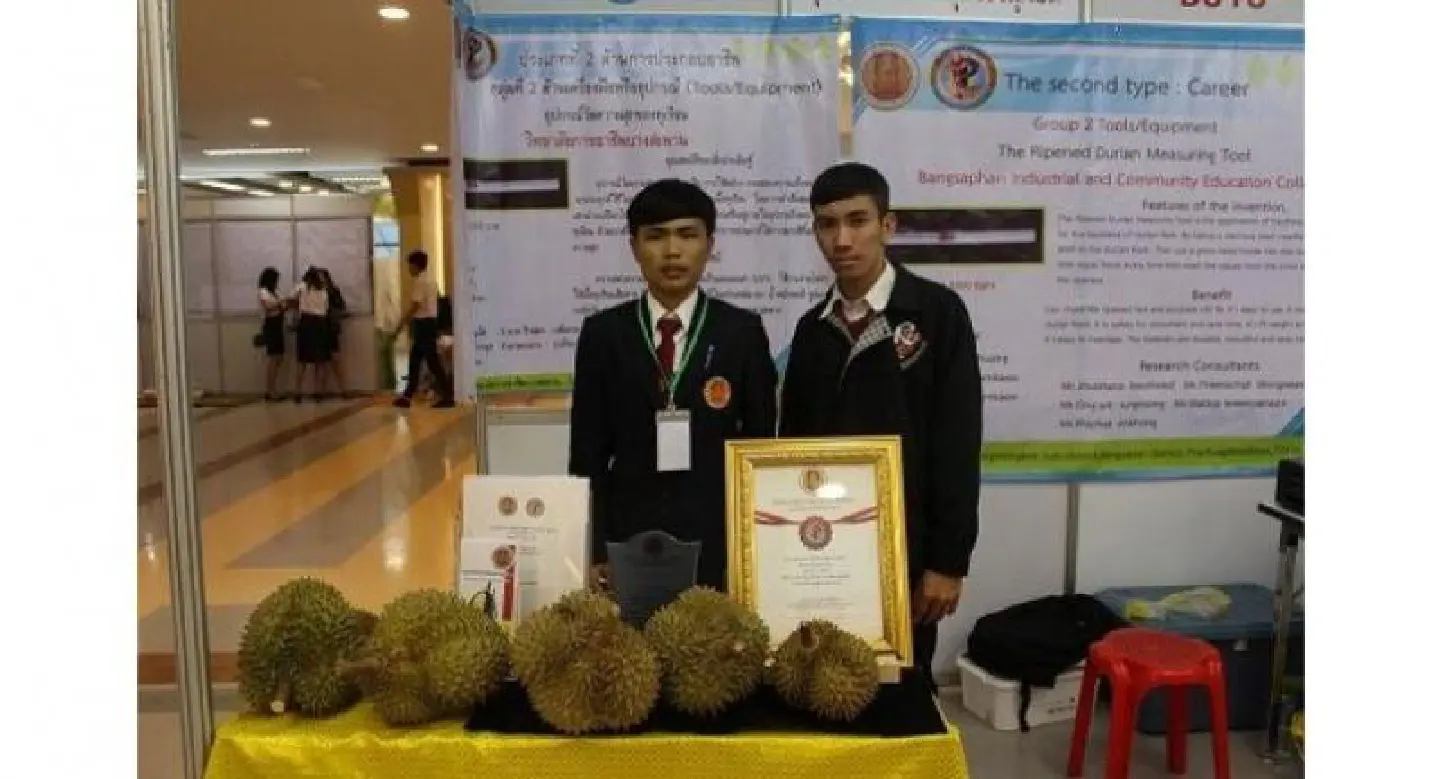 Three technical students win award for inventing better way to test durian ripeness Three technical students win award for inventing better way to test durian ripeness