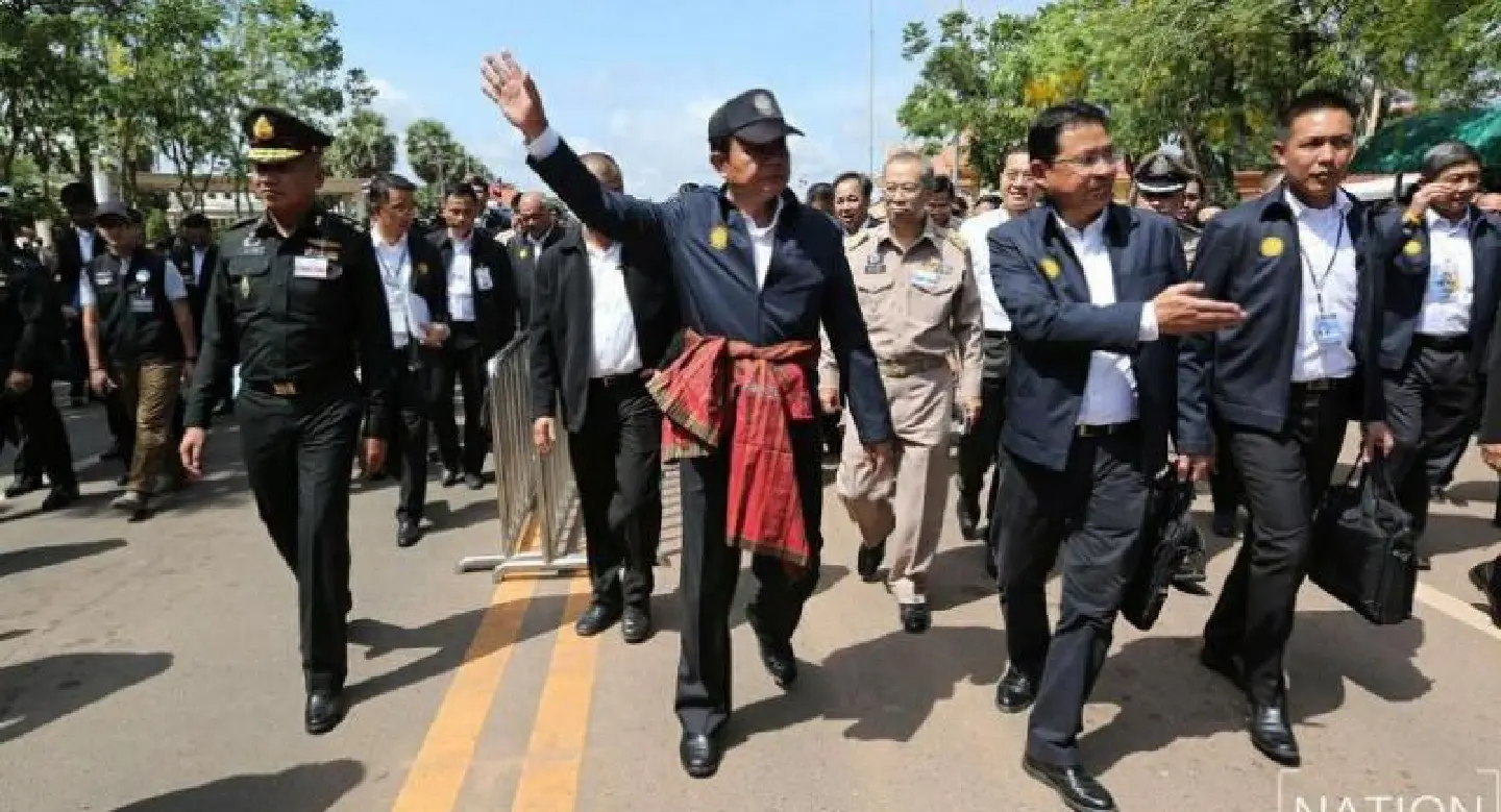 As elections loom, Thai leader gets cosy with old political clans As elections loom, Thai leader gets cosy with old political clans