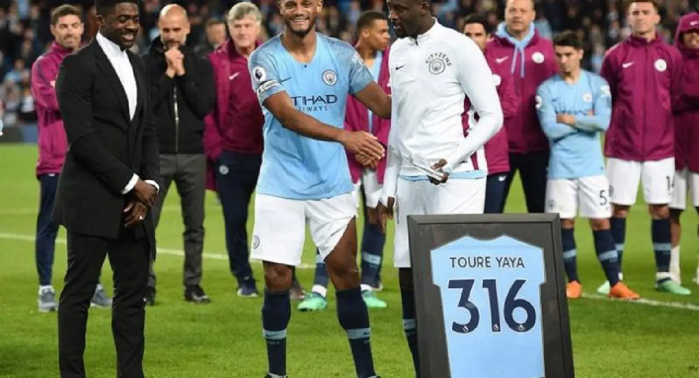 Manchester City smash Premier League points record Manchester City smash Premier League points record