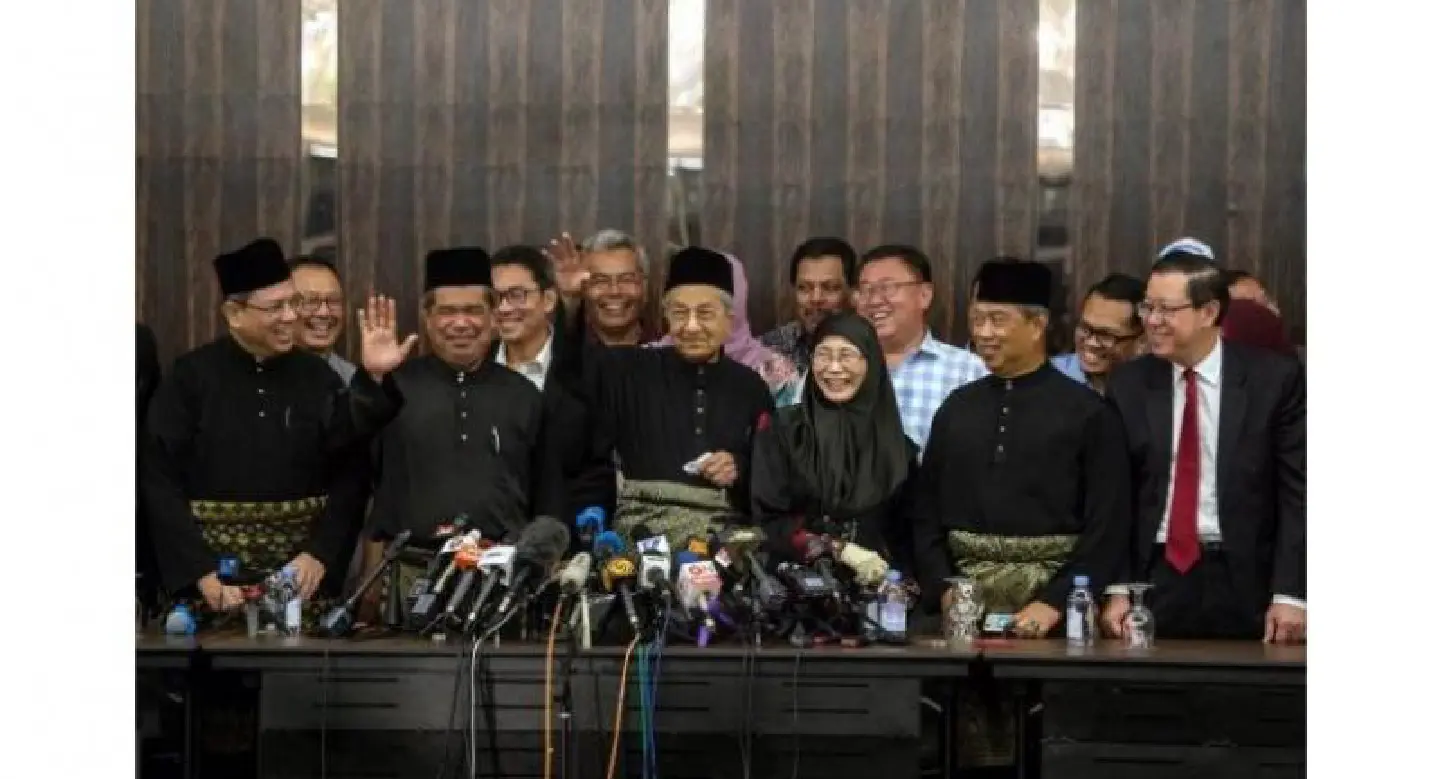 ‘Economy and finance are our main focus’ : Dr Mahathir ‘Economy and finance are our main focus’ : Dr Mahathir