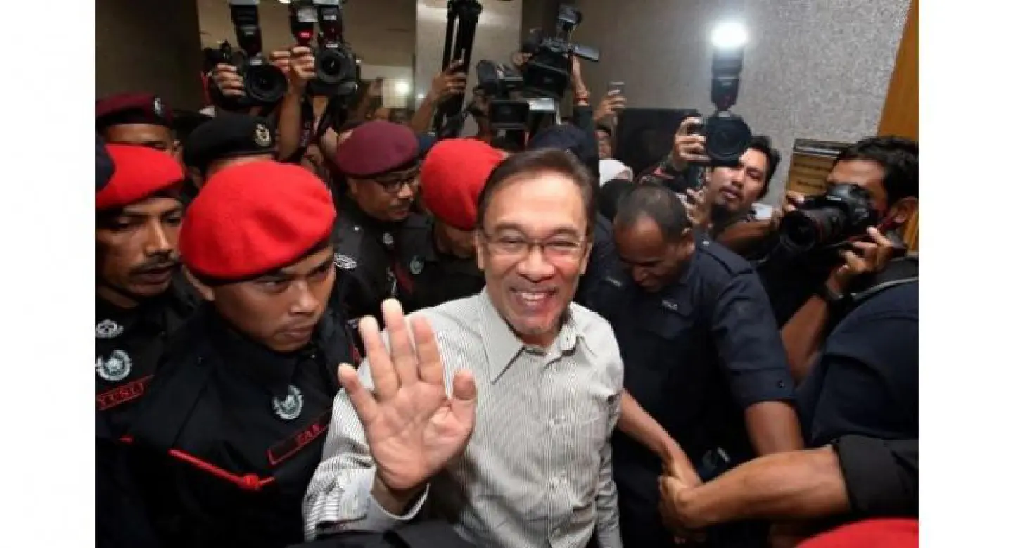 Agong has agreed to grant Anwar a full and immediate pardon, says Dr M
