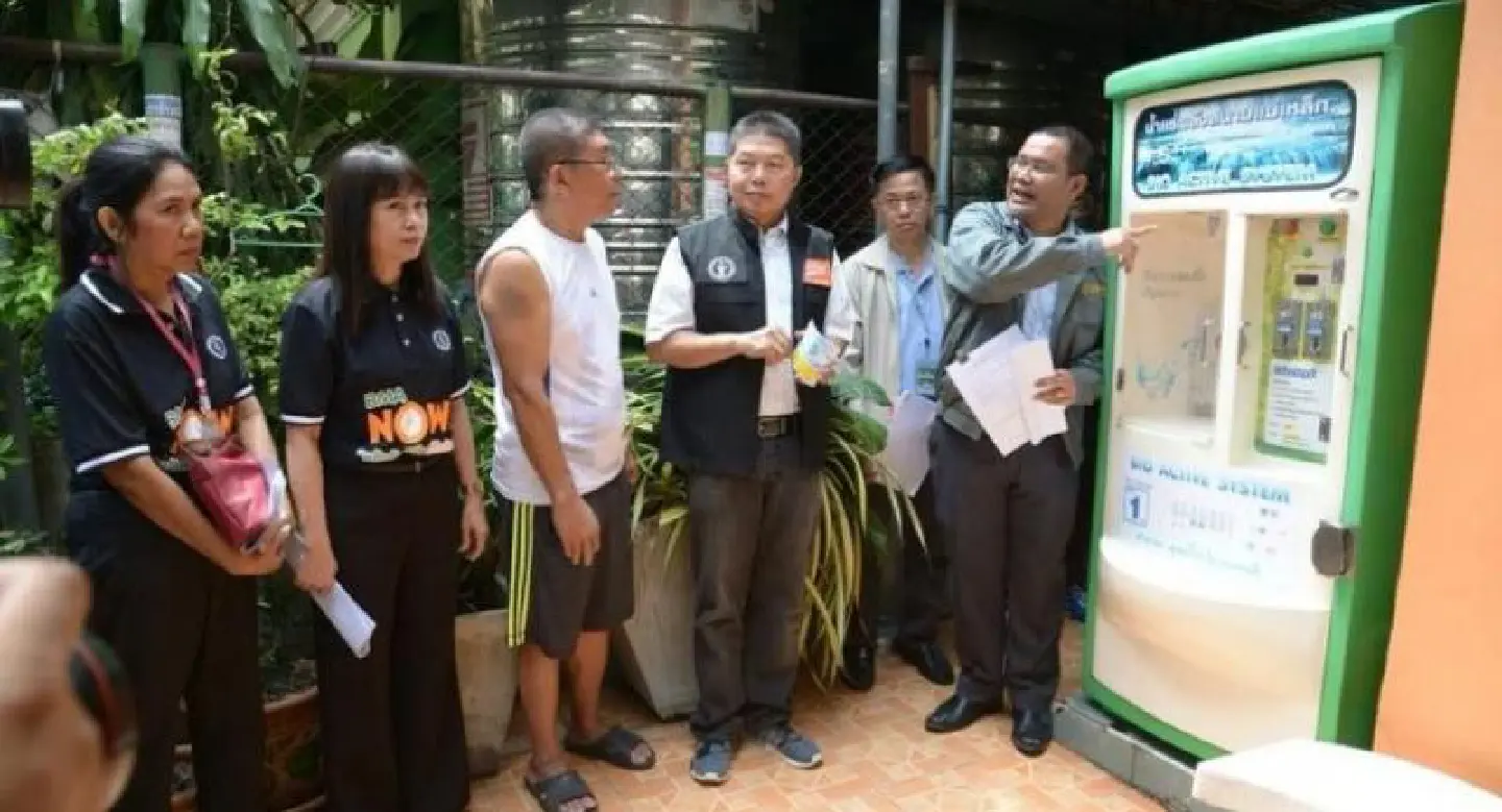 Licences for only 160 drinking water dispensing machines in Bangkok Licences for only 160 drinking water dispensing machines in Bangkok