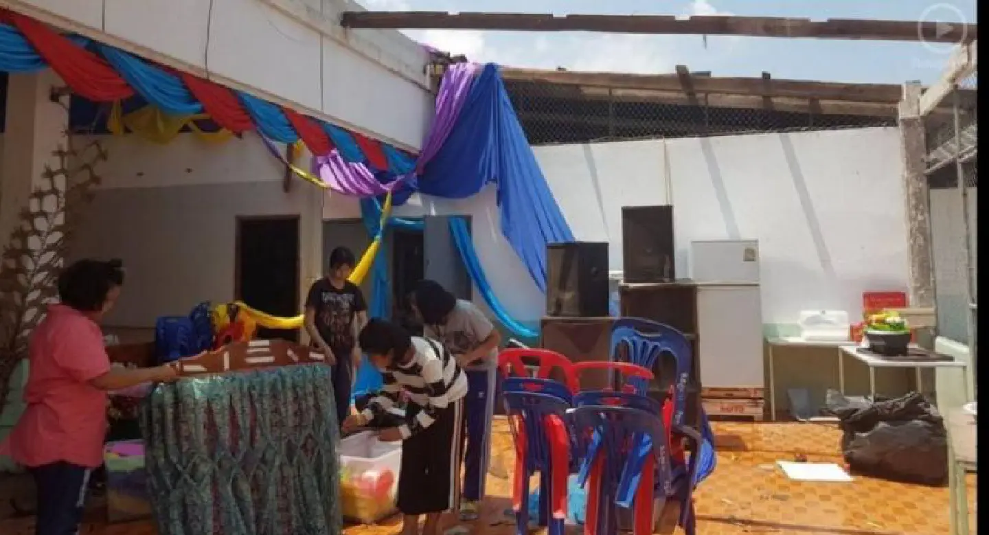 Storm ravages Buri Ram school Storm ravages Buri Ram school