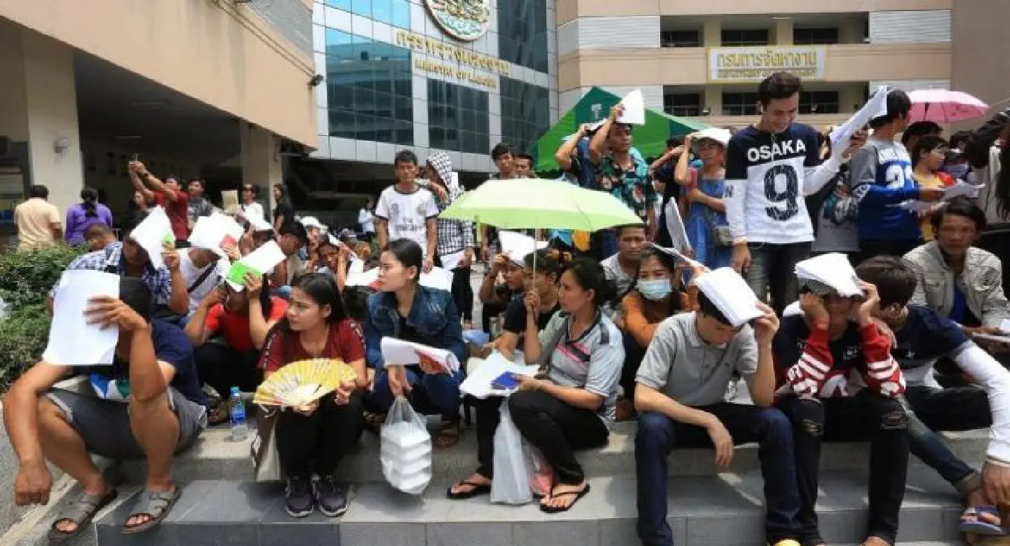 World Bank report urges Thailand to revisit migrant worker policies to pursue 4.0 growth strategy World Bank report urges Thailand to revisit migrant worker policies to pursue 4.0 growth strategy