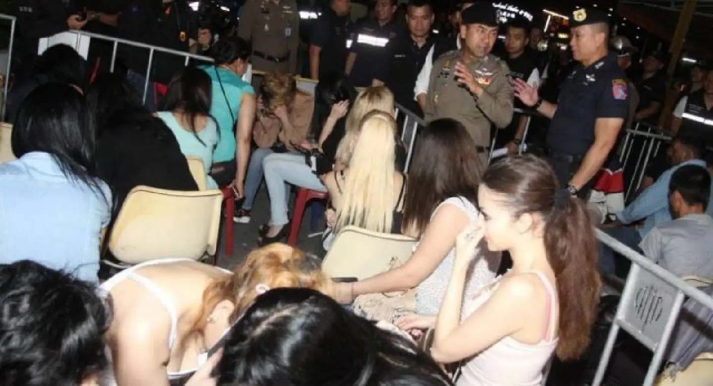 37 foreigners arrested in searches around kingdom 37 foreigners arrested in searches around kingdom